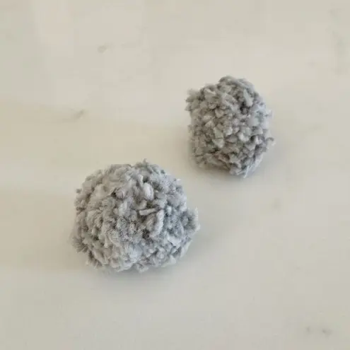 Handmade Cozy Gray Pom Pom Boho Chunky Knit Yarn Earrings, (Stud) Post Back