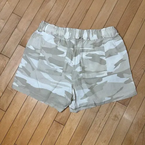 Splendid Linen Blend Camo Print Drawstring Shorts Size Medium
