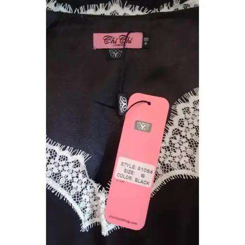 Chi Chi London Black & White Lace Fit & Flare Rockabilly PinUp Modcloth Dress