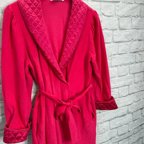 Vanity Fair Vintage Fleece Robe Housecoat Size M Bright Pink Nylon Blend Quilted