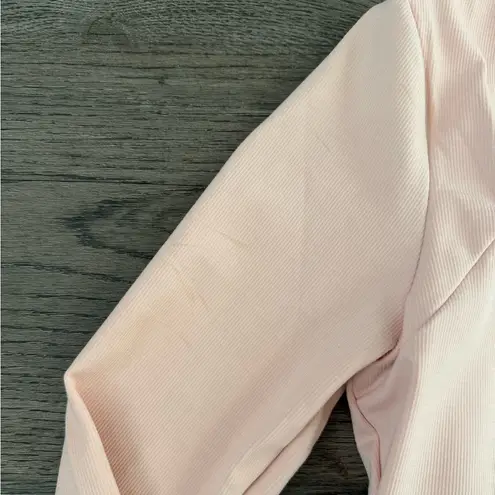 Beyond Yoga Heather Rib Frame Cropped Pullover - Size M - Cream Pink Heather NWT