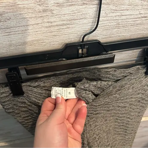 Women’s Booty Enhancing Yoga Pants Exercise Athletic Size M Grey Polyester Gray Size M