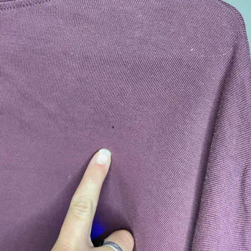 Daydreamer ARETHA FRANKLIN QUEEN OF SOUL LONG SLEEVE CROP MAROON Size LARGE