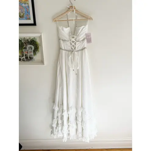 V. CHAPMAN NWT The Scarlette Halter Maxi Dress in White Size 6