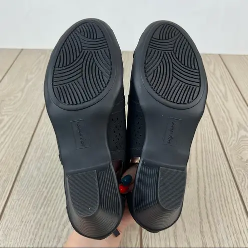 Easy Street Carrigan Perforated/Laser Cut Out Sandals 9.5Narrow Black $65 - Image 10