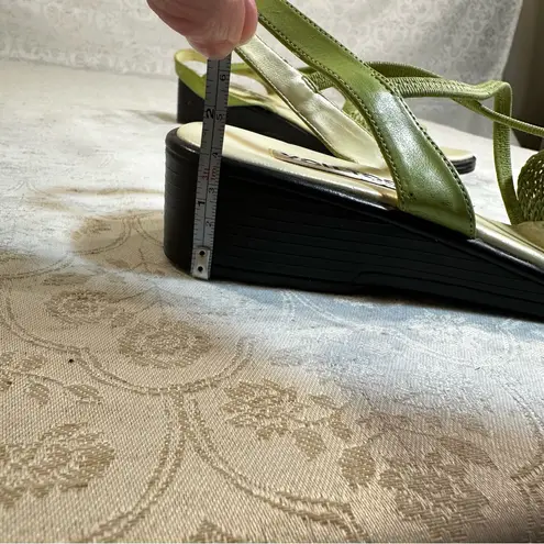 YOU TOO Y2K Strappy Woven Sandal Light Green – Size 7.5