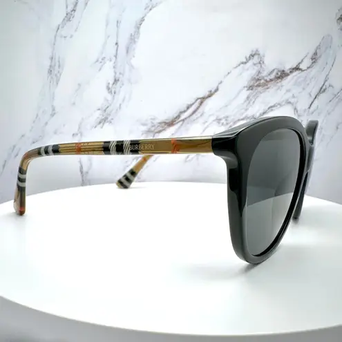 Burberry New  Sunglasses Black Front Round Pantos Frame Checkered Arms Gray Lens