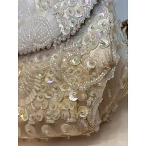 Glamorous White Beaded Sequin Clutch Evening Bag Formal Purse Fine Arts Bag