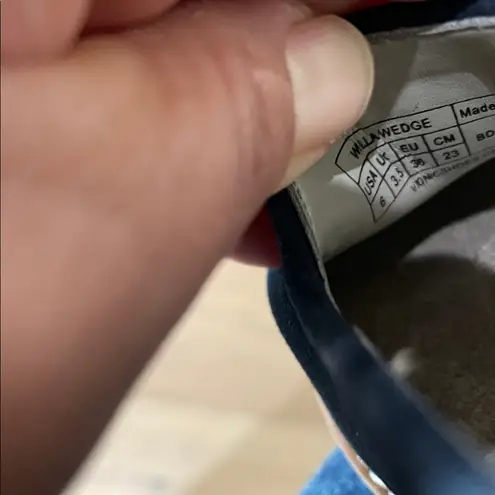 Vionic Women's Willa Wedge Slip On Navy Suede Size 6
NWOB