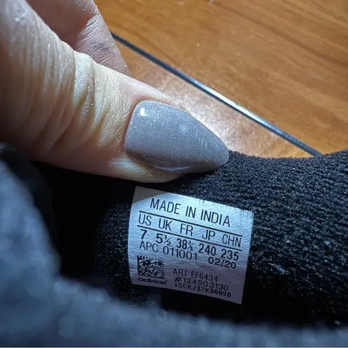 Adidas  Women’s Rivalry Low Leopard Print Animal Print Sneaker EF6434 W7 Leather