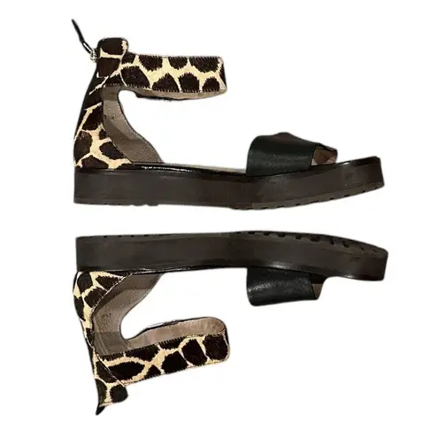 10 Crosby Derek Lam animal print leather ankle strap rear zip sandal shoes 8.5 Black