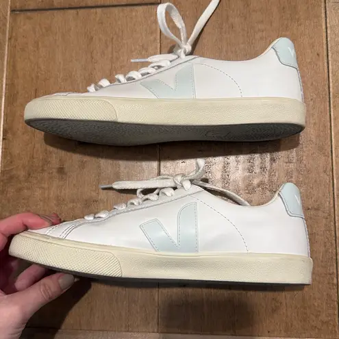 VEJA Womens Esplar Leather - White/Menthol