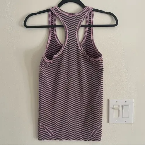 Lululemon Athletica Women’s Swiftly Tech Pink Chevron Racerback Tank Top Size 2