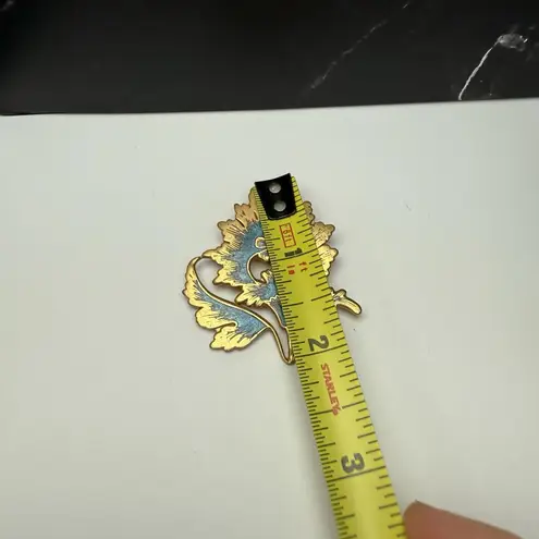 MMA 1985 Metropolitan Museum OfArt Blue Enamel Gold Tone Flower Brooch Pendant