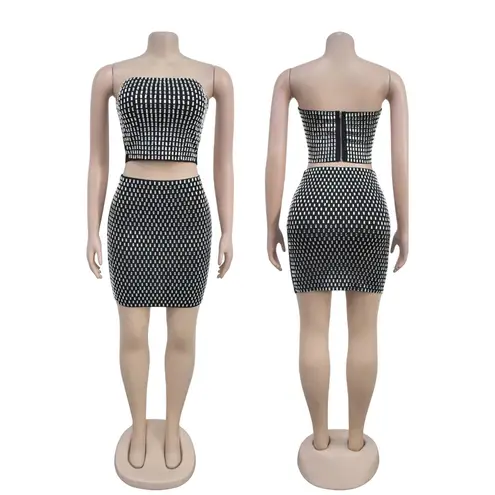 NWOT Sequin Rhinestone Tube Top and Mini Skirt Two Piece Set Black Silver Med