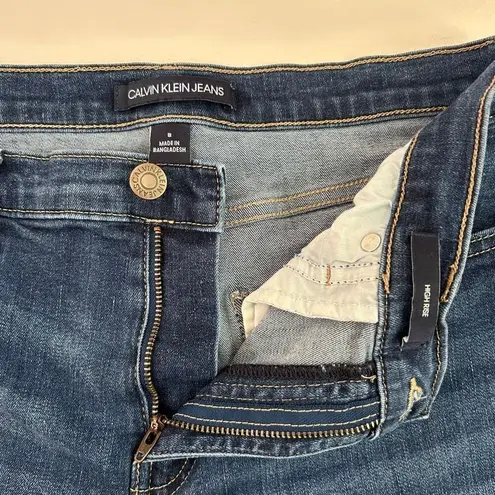 Calvin Klein Jeans Women’s Denim Shorts Size 8 Cuffed Blue Mid Rise Stretch