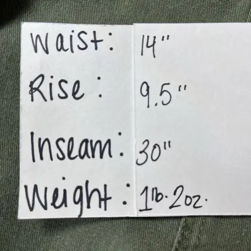 John Galt | Brandy Melville | Kim Cargo Pants | Army Green | Womens Size 6 Jeans