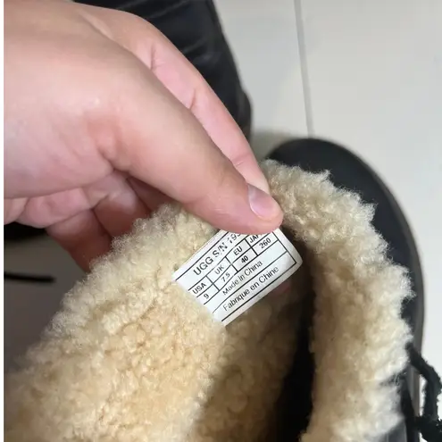 UGG  Black Caspia Lace Up Leather Boots Size 9 Womens‎