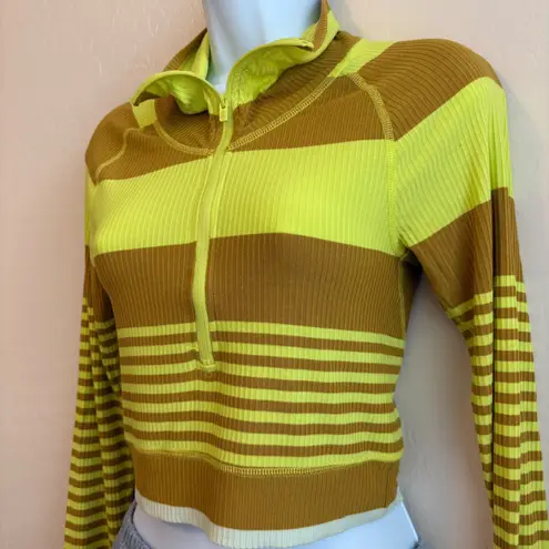 Striped Ribbed Pullover Crop Top Mustard Yellow Funnel Neck Long Sleeve Size XS