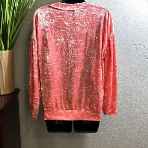 #231 Maronie, pink velvet long sleeve top size small