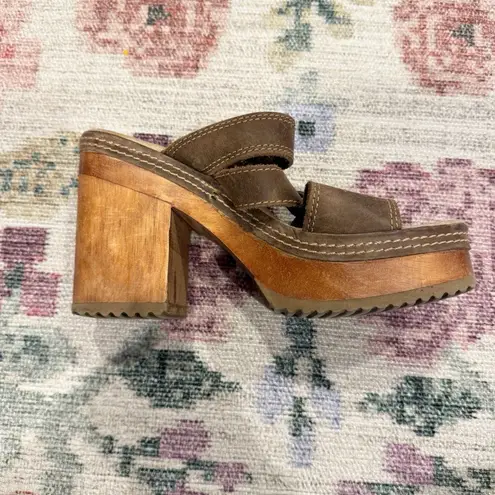 VTG Candies Womens Wooden Chunky Platform Heels Size 7.5 Y2K Leather Slip On Brown