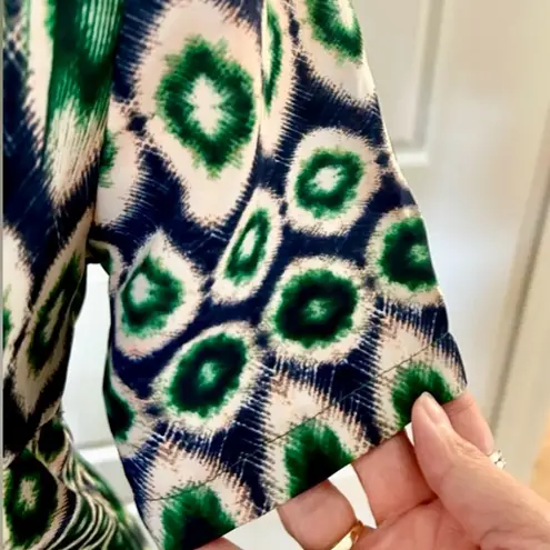 OVI Ikat Print Shift Dress Green Blue and White Short Sleeve Size Small 💛
