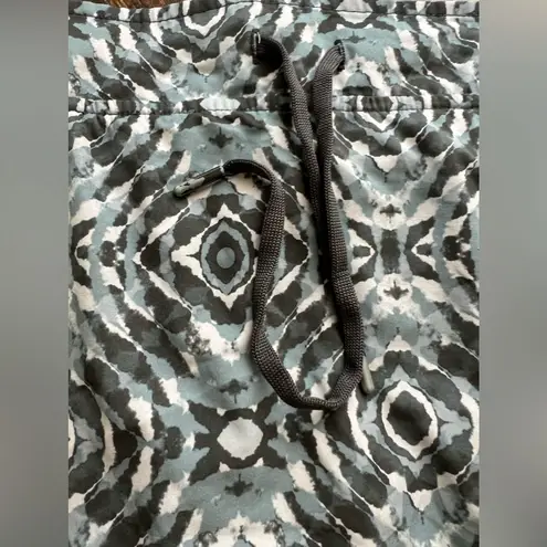 ZeroXposur | ladies skort SIZE: XL