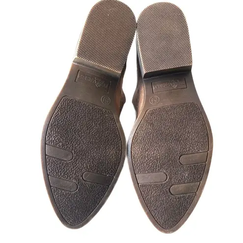 Fergalicious Women's Boots Size 5.5 M Wyatt Ankle Boot Fergie Sand Block Heel