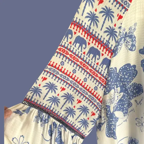 Like New Anthropologie Emily Lovelock Emma Top Medium Floral Elephant Palm Tree