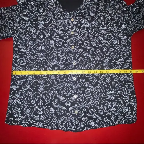 Fresh Produce  size medium button down top women’s paisley Cotton Black Women’s