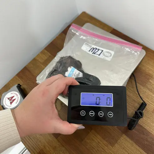 J. McLaughlin Clara Glove Cashmere Lambswool One Size Black Fur Cuff Knit NWT - Image 5