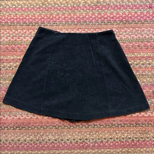 VTG BLACK CORDUROY BUTTON FRONT A LINE SKIRT Size M
