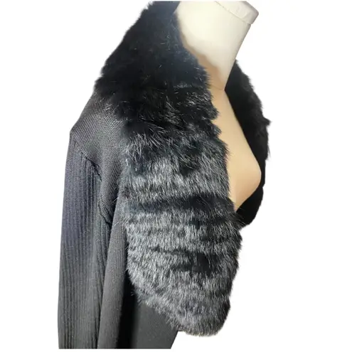 FATE Black Ribbed Knit Cardigan
Sweater Faux Fur/Angora Trim Size L Size L