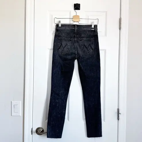 MOTHER The Stunner Ankle Fray Jeans in Friday The 13th Denim Casual Size 25 Black