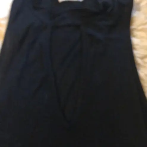 Bear Dance Black Top