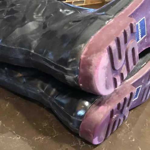 Tommy Hilfiger Hilfiger tufted faux quilt 16” tall rain boots Women’s Size 10