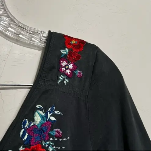 Johnny Was JW LA Gray Floral Embroidered Boho Peasant Dress