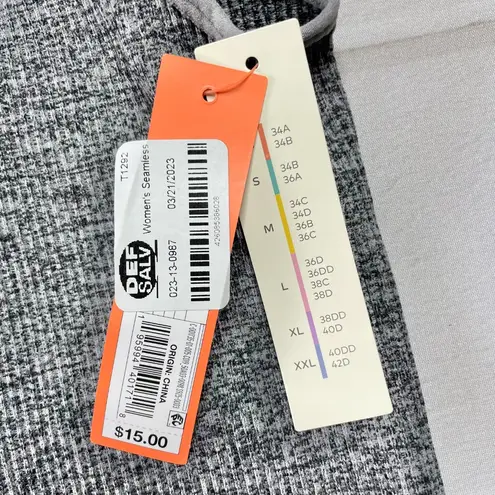 NWT - Colsie - Women’s Grey Seamless Thong Bodysuit - Size Medium