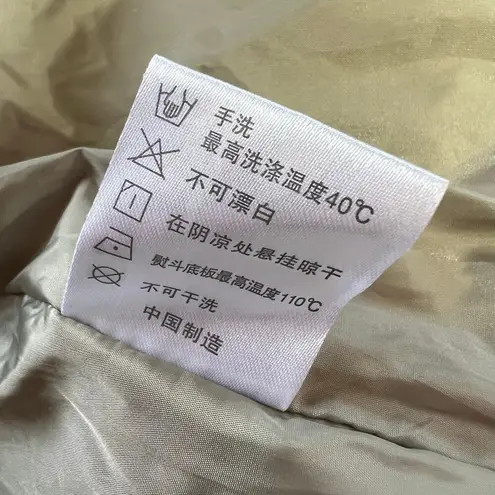 Boutique Womens Down Puffer Vest Drawstring Waist Khaki Tan Button Close Small