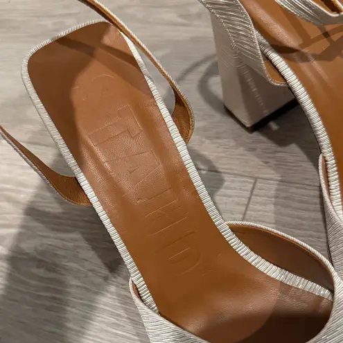 BNWT Staud White Textured Solange 100MM Block