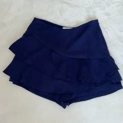 DO+BE  Navy Ruffley Skort