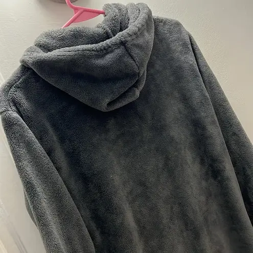 Fuzzy Soft Footed Zip Up Hooded Onesie NWOT Gray