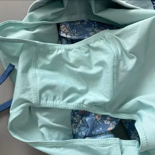 Fair Harbor Atlantique Shorts Blue/Green Floral Size Medium Green