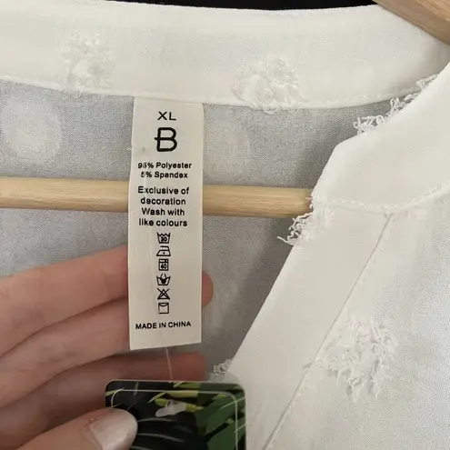 Blooming Jelly NWT women's size XL shirred long sleeved blouse business casual