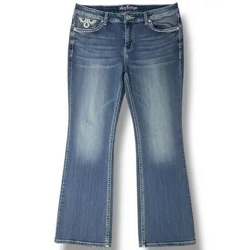 Love Indigo Medium Wash Mid Rise Bootcut Jeans w/ Rhinestone Stud Pockets SZ 16