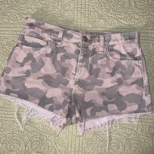 Hudson Jeans Hudson Size 30 Lori Camo Jean Shorts