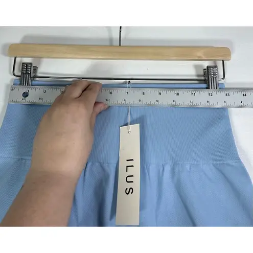 Ilus Label Seamlux Intensify Biker Shorts XL NWT Blue