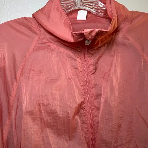 Old Navy Cropped Lightweight Water