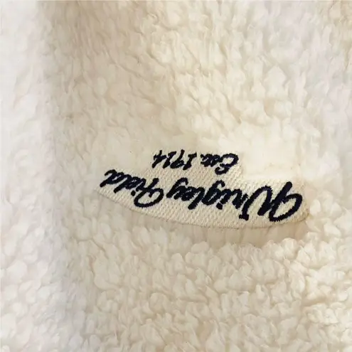 NWOT Wrigley Field Chicago Cubs Sweatshirt Sherpa Quarter Zip L White Size L