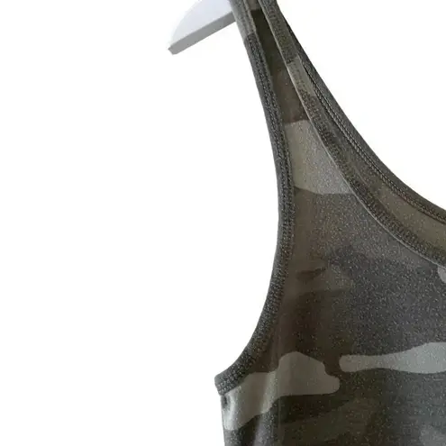 So Petfect Women's Tank Top Camo Gray Black Fitted SZ XL #1234